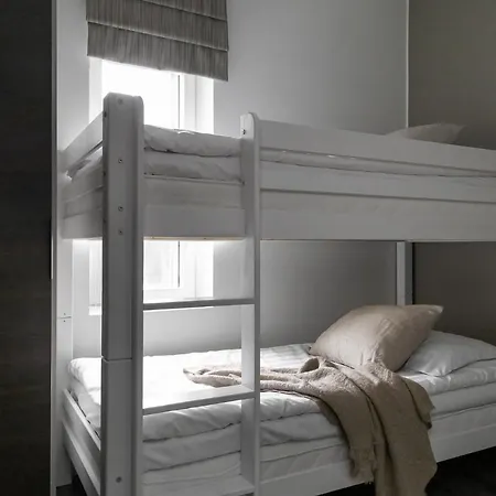 Aateli Lakeside - Former