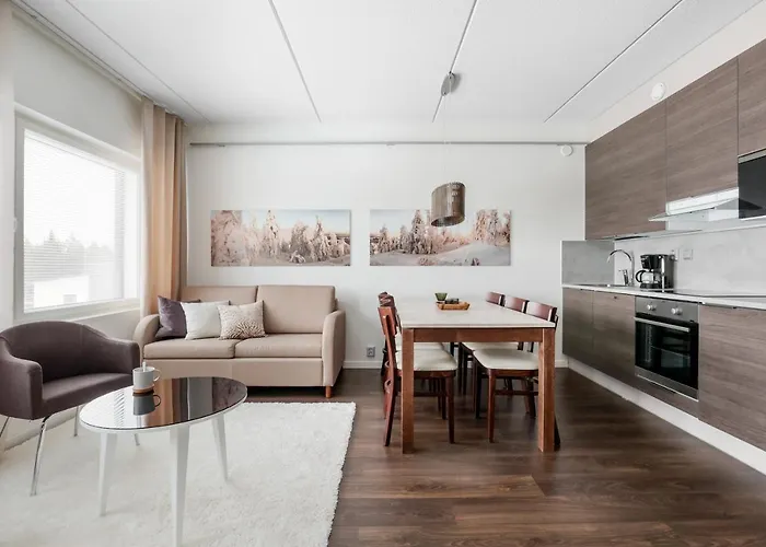 Aateli Lakeside - Former فُوَكاتي