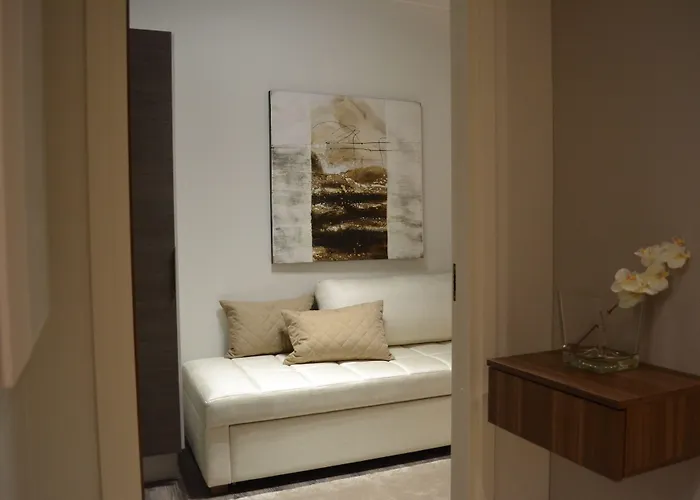 Aateli Lakeside - Former Apartahotel